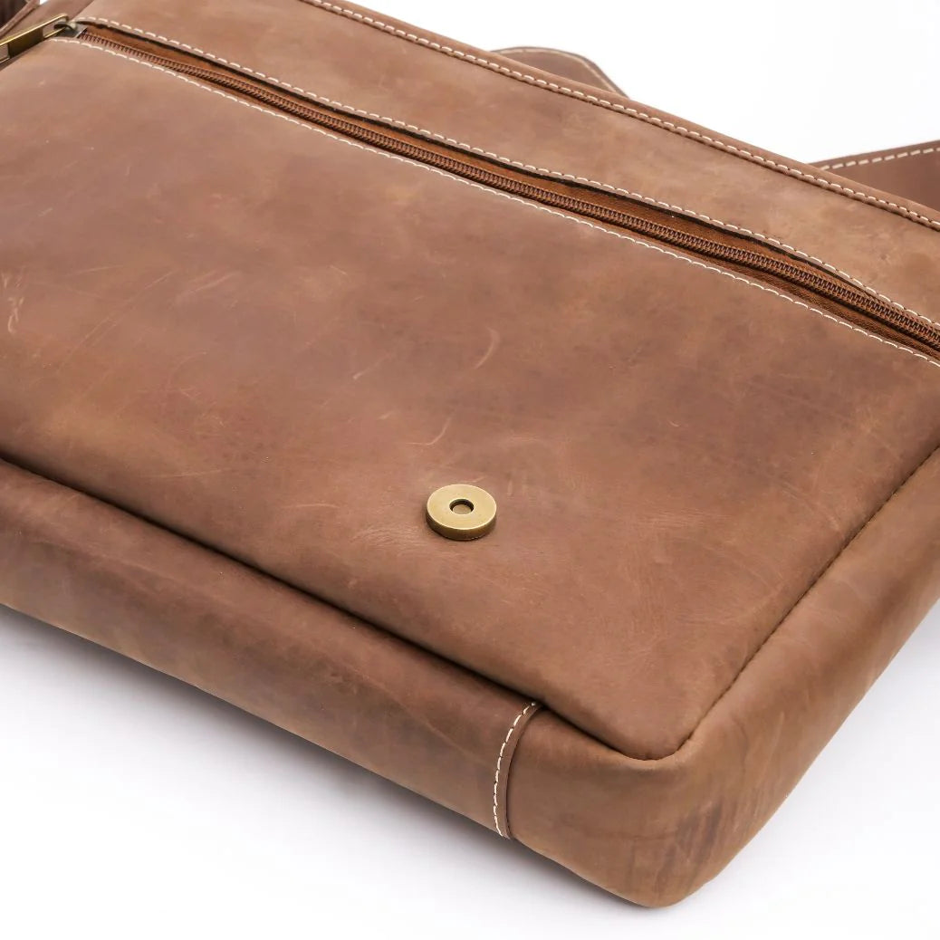 The Leather Artist Classic Satchel Vintage Leather Messenger Bag (Vintage Brown)
